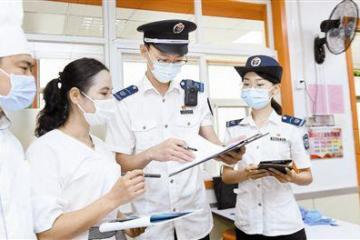 守护校园食品安全，保证学生健康